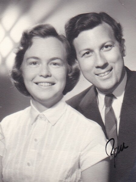 Barbro och James gifte sig 5 januari 1958 efter att ha träffats på en fjälltopp i Norge.
